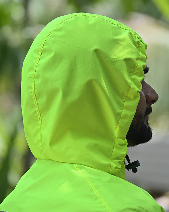 B100 Rain Jacket 2023
